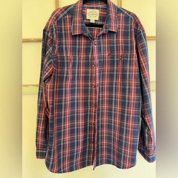 St. John's Bay Other - St. John’s Bay Men’s XXL Long Sleeve‎ Button Up Shirt